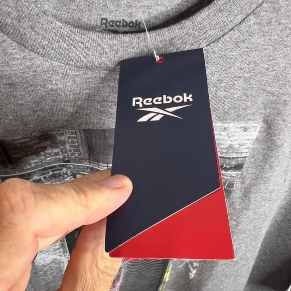 Reebok Men's Logo Graphic T-Shirt Gray Size L - Picture 4 of 7